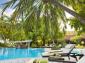 Maledivy-Kurumba-pool-1480.jpg